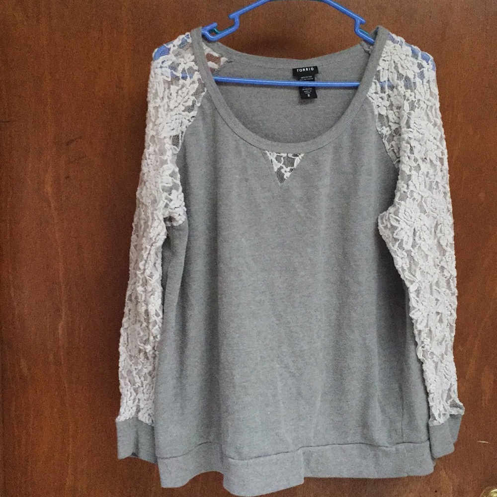 Torrid lace sleeve shirt
